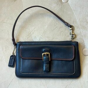 COACH vintage leather clutch/ wristlet